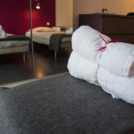 Apartament Sagrada *